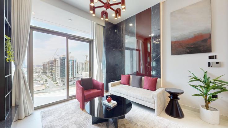 Sala de estar elegantemente projetada com móveis modernos em um apartamento no Building 308th Road - vacationer - 1490229 em Al Satwa, Dubai