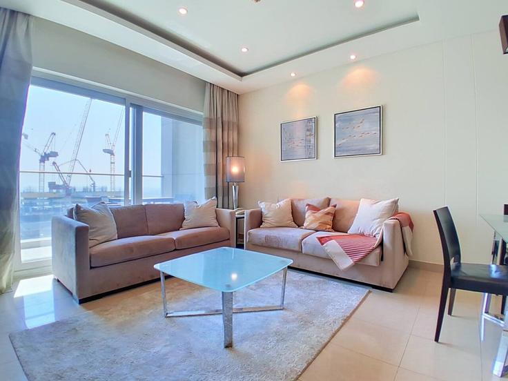Building Mohammed Ibrahim Tower - vacationer - 1696428 adresindeki bir dairede modern mobilyalarla zarif bir şekilde tasarlanmış oturma odası Al Thanyah Fifth, Dubai Building Mohammed Ibrahim Tower - vacationer - 1696428 adresindeki bir dairede modern mobilyalarla zarif bir şekilde tasarlanmış oturma odası Al Thanyah Fifth, Dubai