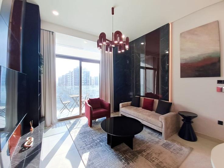 Building 41st Street - vacationer - 1697132 adresindeki bir dairede modern mobilyalarla zarif bir şekilde tasarlanmış oturma odası Al Satwa, Dubai Building 41st Street - vacationer - 1697132 adresindeki bir dairede modern mobilyalarla zarif bir şekilde tasarlanmış oturma odası Al Satwa, Dubai