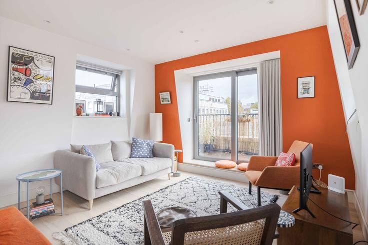 Salle de séjour élégante avec mobilier moderne dans un appartement à Building Hermes Street - veeve - 1698123 à London Borough of Islington, London