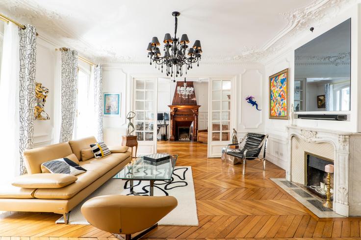 3 bedroom furnished apartment in Rue du Rocher 397960P, 8th arrondissement, Paris, photo 1