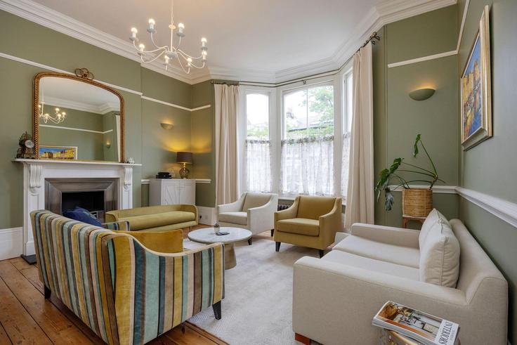 4 chambre appartement meublé à Gauden Road 1281130P , London Borough of Lambeth, London, photo 1 4 chambre appartement meublé à Gauden Road 1281130P , London Borough of Lambeth, London, photo 1