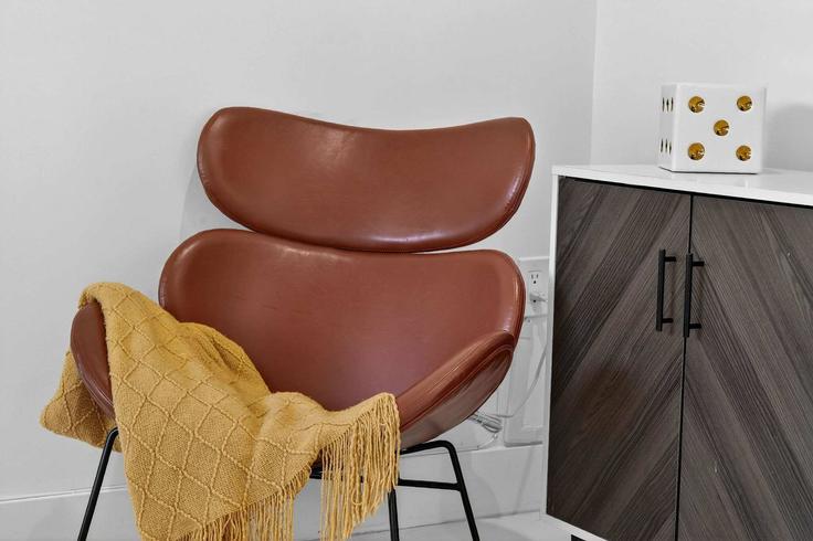 Miami MiamiのBuilding Northeast 6th Avenue - ventur - 1372317のアパートメントにある、モダンな家具を備えたエレガントなデザインのリビングルーム