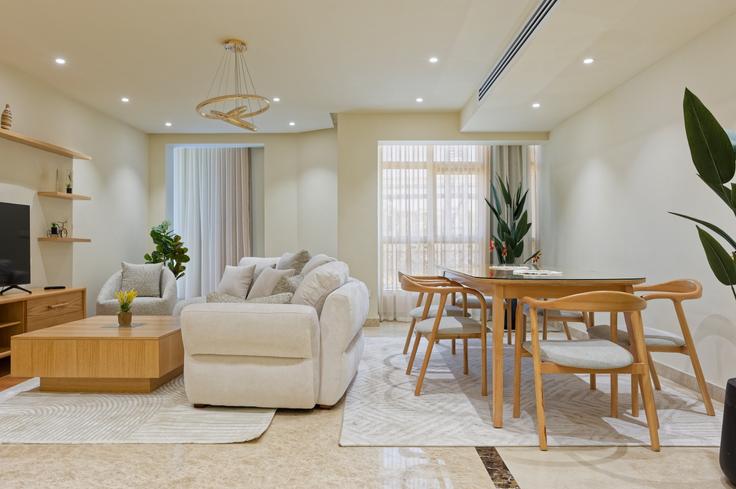 Salle de séjour élégante avec mobilier moderne dans un appartement à Building Axis_mahmoud Talaet - vesta-hospitality - 1634742 à New Cairo 1, Cairo Salle de séjour élégante avec mobilier moderne dans un appartement à Building Axis_mahmoud Talaet - vesta-hospitality - 1634742 à New Cairo 1, Cairo