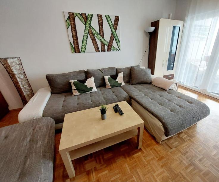 Building Sollingergasse - viennainvites - 1507284 adresindeki bir dairede modern mobilyalarla zarif bir şekilde tasarlanmış oturma odası Vienna, Vienna