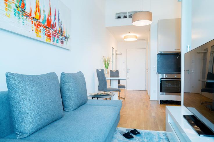 Elegant gestaltetes Wohnzimmer mit moderner Einrichtung in einer Wohnung im Building Simon-Wiesenthal-Gasse - viennaresidences - 1049261 - VIE in Vienna, Vienna