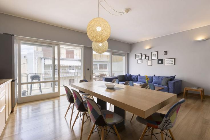 Central Athens, Athens 소재 Building Platia Viktorias - vilaman-ike-avantio - 1224490 - ATH 유닛에 마련된, 현대적인 가구로 꾸며진 우아한 디자인의 거실 Central Athens, Athens 소재 Building Platia Viktorias - vilaman-ike-avantio - 1224490 - ATH 유닛에 마련된, 현대적인 가구로 꾸며진 우아한 디자인의 거실