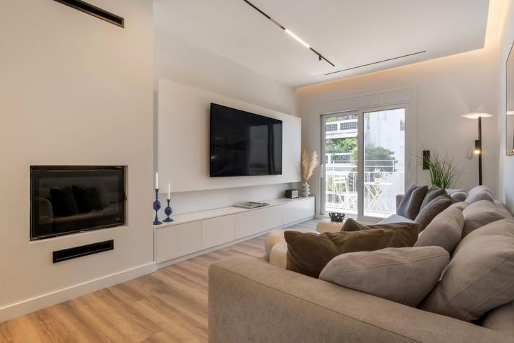 Elegante sala de estar con mobiliario moderno en un apartamento en Building Spefsippou - vilaman-ike-avantio - 1573965 en Central Athens, Athens Elegante sala de estar con mobiliario moderno en un apartamento en Building Spefsippou - vilaman-ike-avantio - 1573965 en Central Athens, Athens