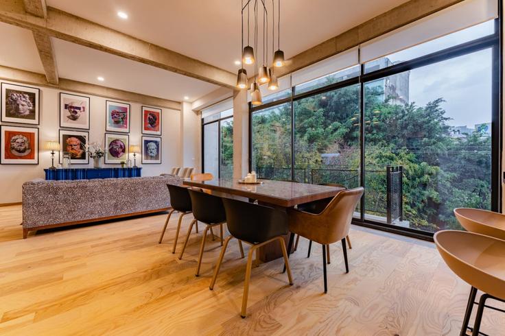 Salle de séjour élégante avec mobilier moderne dans un appartement à Building Guanajuato - viva-houses-beyond-corp - 1258763 - MEX à Mexico City, Mexico City Salle de séjour élégante avec mobilier moderne dans un appartement à Building Guanajuato - viva-houses-beyond-corp - 1258763 - MEX à Mexico City, Mexico City