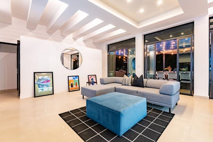 Mexico City, Mexico City에 위치한 Building Río Nazas - viva-houses-beyond-corp - 1258791 - MEX 유닛의 세련된 인테리어가 돋보이는 거실