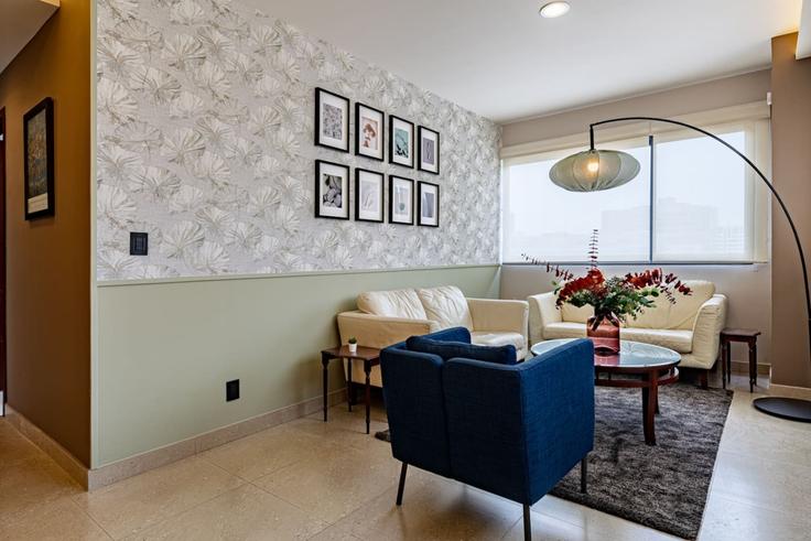 Salle de séjour élégante avec mobilier moderne dans un appartement à Building Avenida Río San Joaquín - viva-houses-beyond-corp - 1258796 - MEX à Mexico City, Mexico City