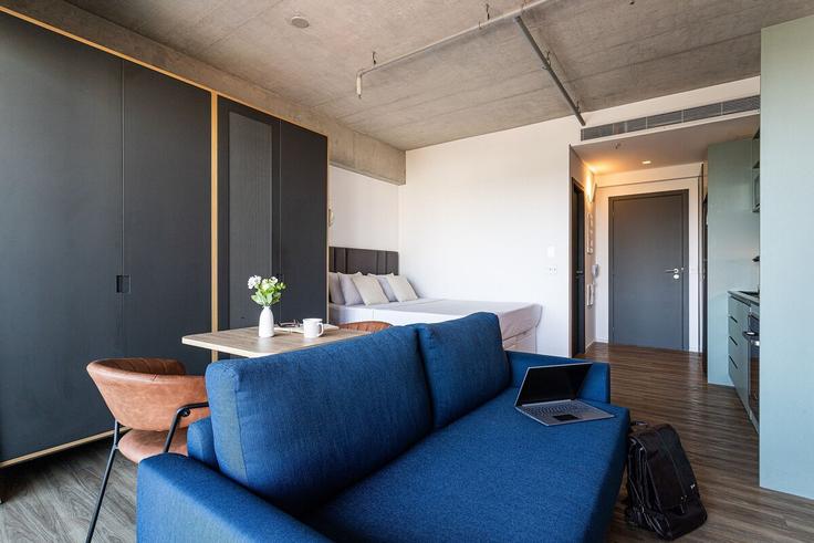 São Paulo PinheirosのBuilding Rua Pascoal Del Gaizo - viva - 1521345のアパートメントにある、モダンな家具を備えたエレガントなデザインのリビングルーム
