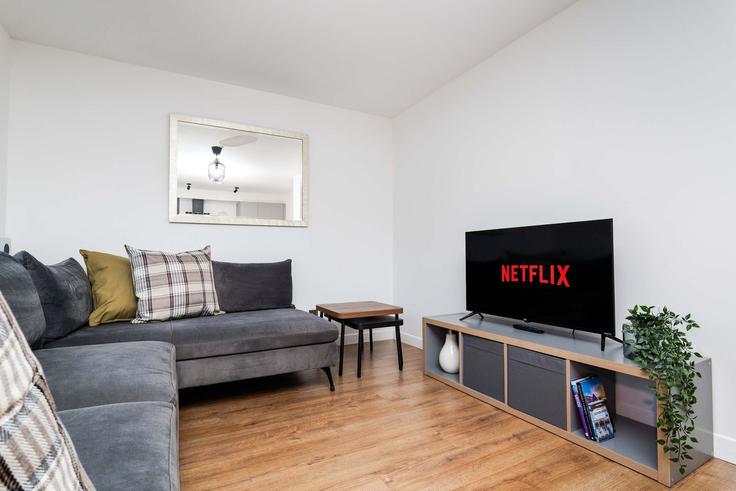 Liberton and District, Edinburgh에 위치한 Building Liberton Gardens - vivi-stays - 1540941 유닛의 세련된 인테리어가 돋보이는 거실