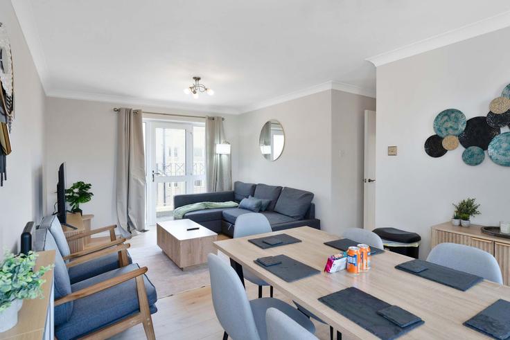 Building Fowlers Court - vivi-stays - 1540975 adresindeki bir dairede modern mobilyalarla zarif bir şekilde tasarlanmış oturma odası Prestonpans, Prestonpans