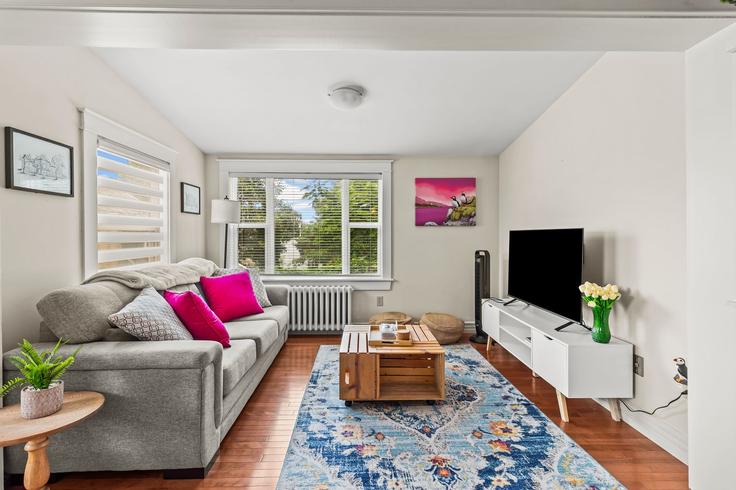 St. John's, St. John's에 위치한 Building Signal Hill Road - we-host-inc - 1438844 유닛의 세련된 인테리어가 돋보이는 거실