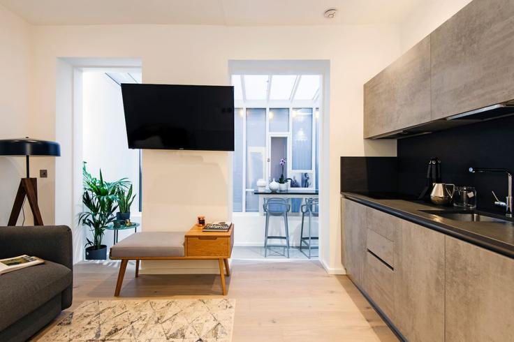 Salle de séjour élégante avec mobilier moderne dans un appartement à Building Monmouth Street - welcome-london-ltd - 1511484 à City of Westminster, London