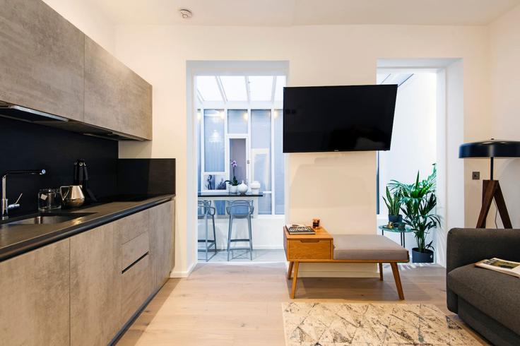 Salle de séjour élégante avec mobilier moderne dans un appartement à Building Monmouth Street - welcome-london-ltd - 1511516 à City of Westminster, London