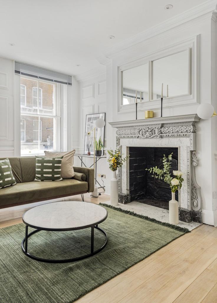 Elegante sala de estar con mobiliario moderno en un apartamento en Building King Street - welcome-london-ltd - 1511531 en City of Westminster, London Elegante sala de estar con mobiliario moderno en un apartamento en Building King Street - welcome-london-ltd - 1511531 en City of Westminster, London