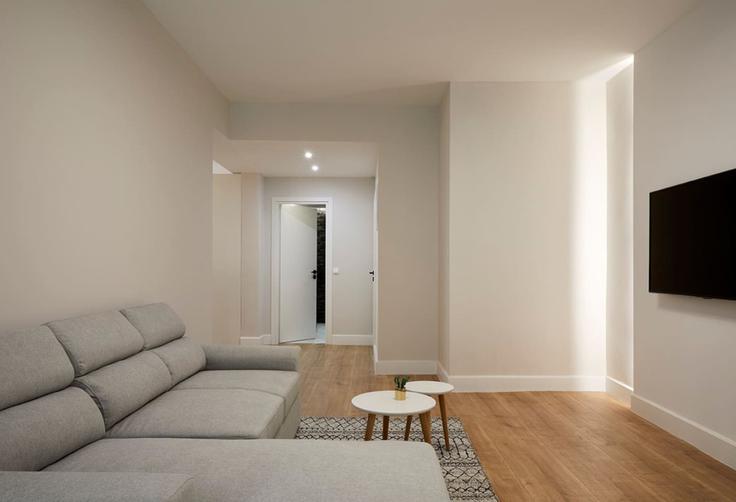 Central Athens, Athens에 위치한 Building Kritiou - welcomehost - 1223144 - ATH 아파트의 세련된 인테리어가 돋보이는 거실 Central Athens, Athens에 위치한 Building Kritiou - welcomehost - 1223144 - ATH 아파트의 세련된 인테리어가 돋보이는 거실