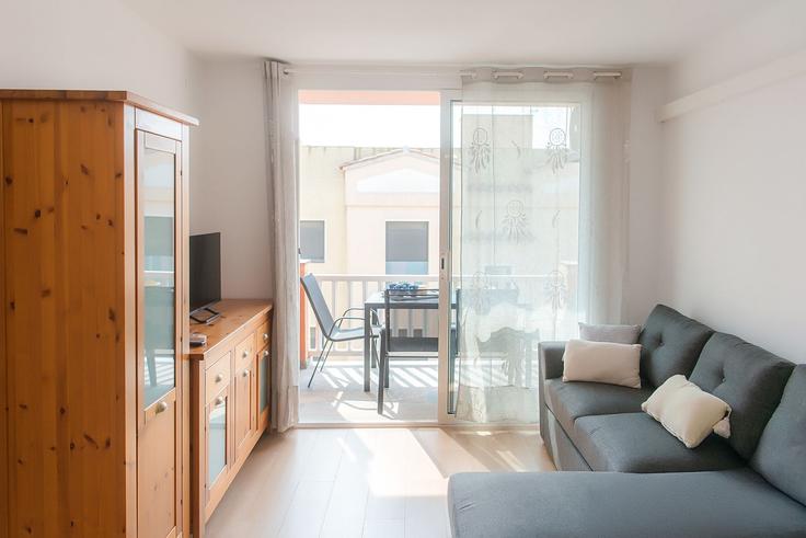 Salle de séjour élégante avec mobilier moderne dans un appartement à Building Carrer Badia-Gran Reserva - welcs - 1328268 à Empuriabrava, Empuriabrava Salle de séjour élégante avec mobilier moderne dans un appartement à Building Carrer Badia-Gran Reserva - welcs - 1328268 à Empuriabrava, Empuriabrava