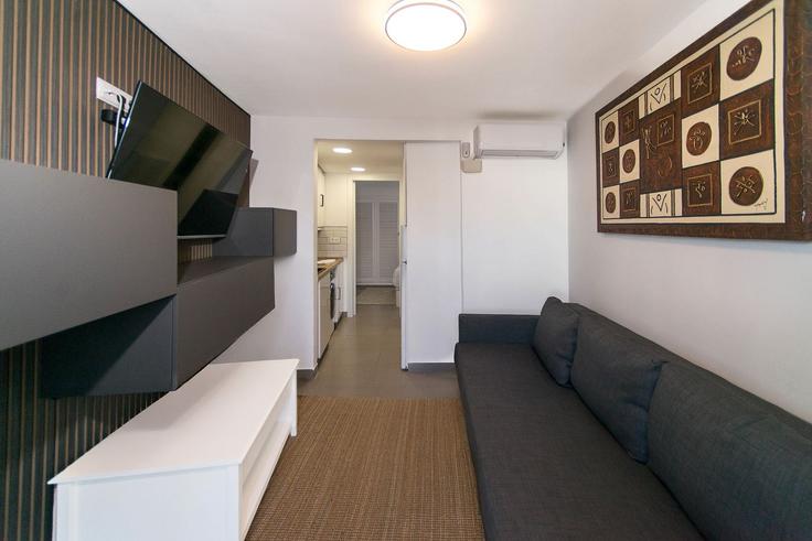 Platja d'Aro i S'Agaró, Platja d'Aro i S'Agaró에 위치한 Building Avinguda de s'Agaró - welcs - 1530277 유닛의 세련된 인테리어가 돋보이는 거실 Platja d'Aro i S'Agaró, Platja d'Aro i S'Agaró에 위치한 Building Avinguda de s'Agaró - welcs - 1530277 유닛의 세련된 인테리어가 돋보이는 거실