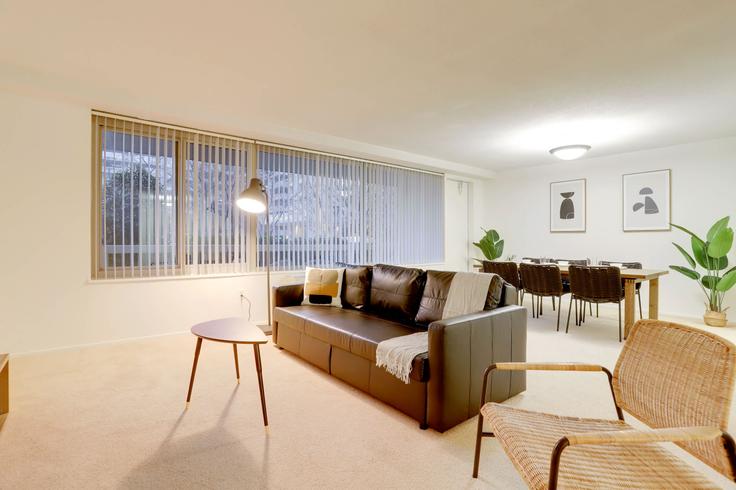 Arlington ArlingtonのBuilding South Eads Street - whost - 1022521 - WDCのアパートメントにある、モダンな家具を備えたエレガントなデザインのリビングルーム Arlington ArlingtonのBuilding South Eads Street - whost - 1022521 - WDCのアパートメントにある、モダンな家具を備えたエレガントなデザインのリビングルーム