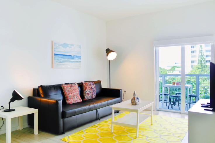 1 quarto mobiliado em apartamentos em Northeast 29th Street 1022326P, Miami, Miami, foto 1