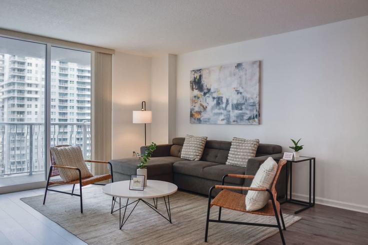 Brickell Bay Driveにある1件の寝室・家具付きアパート(1022201P、Miami、Miami)写真 1枚 Brickell Bay Driveにある1件の寝室・家具付きアパート(1022201P、Miami、Miami)写真 1枚