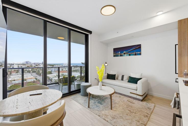 Miami Beach, Miami Beach에 위치한 Building 72nd Street - whost - 1332432 아파트의 세련된 인테리어가 돋보이는 거실