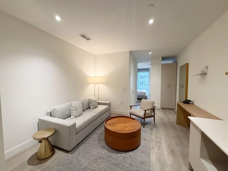 Salle de séjour élégante avec mobilier moderne dans un appartement à Building Southwest 9th Street - whost - 1520194 à Miami, Miami Salle de séjour élégante avec mobilier moderne dans un appartement à Building Southwest 9th Street - whost - 1520194 à Miami, Miami