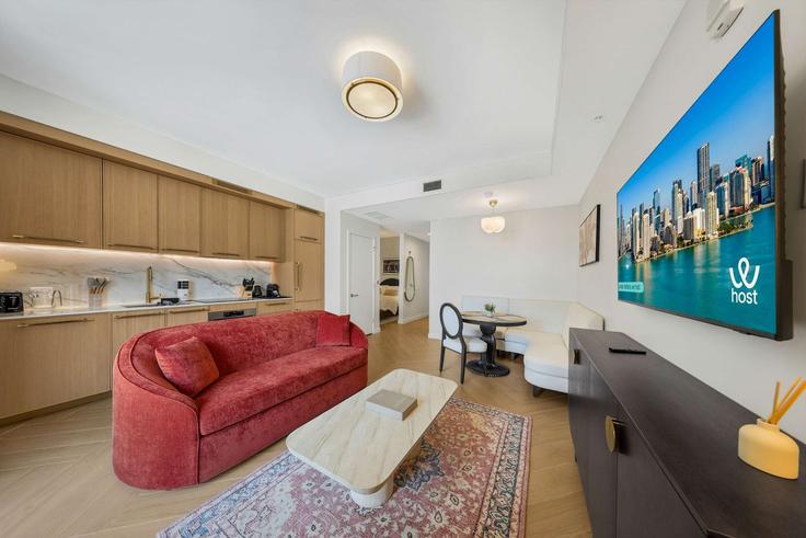 Salle de séjour élégante avec mobilier moderne dans un appartement à Building Northwest 2nd Avenue - whost - 1585090 à Miami, Miami Salle de séjour élégante avec mobilier moderne dans un appartement à Building Northwest 2nd Avenue - whost - 1585090 à Miami, Miami