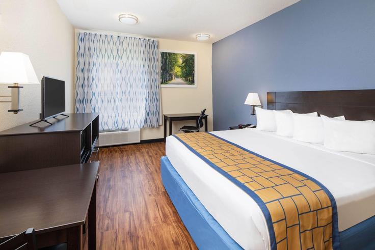 Macon Macon에 위치한 River Place Drive 1687533P의 1침실 가구 완비 유닛, 사진 1