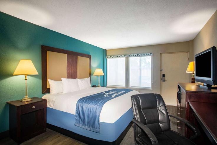 1 quarto mobiliado em apartamentos em West Interstate 65 Service Road North 1676421P, Mobile, Mobile, foto 1