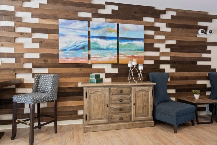 Overland Park, Overland Park에 위치한 Building Glenwood Street - wyndham - 1685577 유닛의 세련된 인테리어가 돋보이는 거실