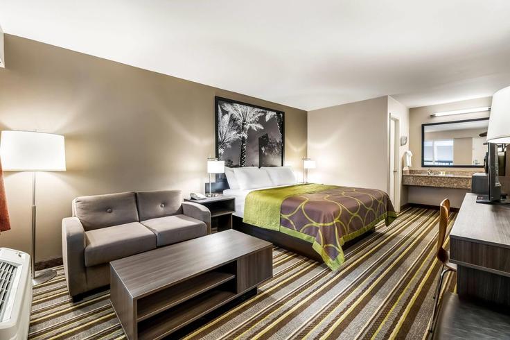 Riviera Beach Riviera Beach에 위치한 Blue Heron Boulevard 1680640P의 1침실 가구 완비 유닛, 사진 1 Riviera Beach Riviera Beach에 위치한 Blue Heron Boulevard 1680640P의 1침실 가구 완비 유닛, 사진 1