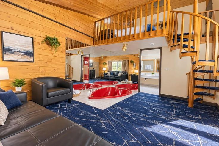 Elegant gestaltetes Wohnzimmer mit moderner Einrichtung in einer Wohnung im Building Lazelle Street - wyndham - 1690876 in Sturgis, Sturgis Elegant gestaltetes Wohnzimmer mit moderner Einrichtung in einer Wohnung im Building Lazelle Street - wyndham - 1690876 in Sturgis, Sturgis