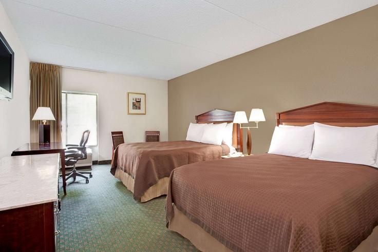 1 apartamento de un dormitorio amueblado en Fishing Point Drive 1657410P , Newport News, Newport News, foto 1
