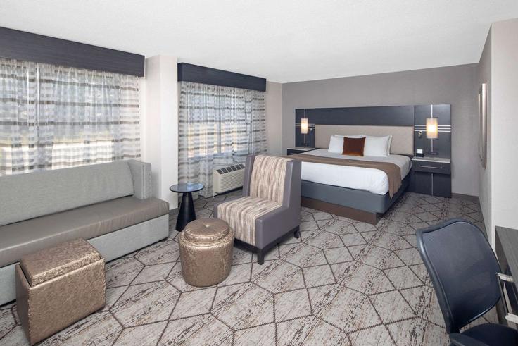 Greenville, Greenville에 위치한 Building Beacon Drive - wyndham - 1665161 유닛의 세련된 인테리어가 돋보이는 거실 Greenville, Greenville에 위치한 Building Beacon Drive - wyndham - 1665161 유닛의 세련된 인테리어가 돋보이는 거실