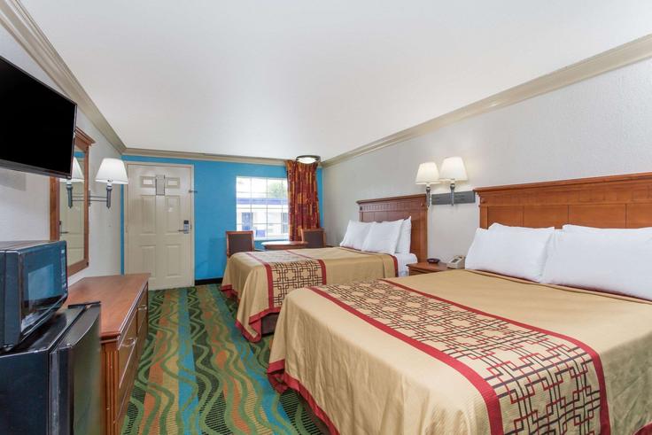 Virginia Beach Virginia Beach에 위치한 Bonney Road 1663900P의 1침실 가구 완비 유닛, 사진 1