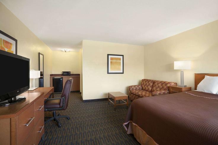 1 quarto mobiliado em apartamentos em Rosecrans Street 1646230P, San Diego, San Diego, foto 1