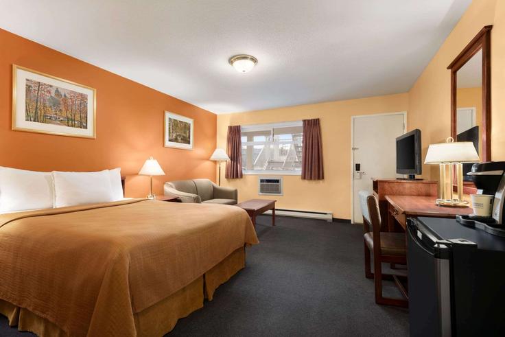 1 chambre appartement meublé à Front Street 1656527P , Quesnel, Quesnel, photo 1
