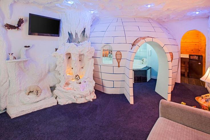 Terre Haute Terre HauteのBuilding East Margaret Avenue - wyndham - 1653417のアパートメントにある、モダンな家具を備えたエレガントなデザインのリビングルーム Terre Haute Terre HauteのBuilding East Margaret Avenue - wyndham - 1653417のアパートメントにある、モダンな家具を備えたエレガントなデザインのリビングルーム