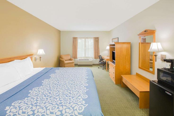 Hattiesburg Hattiesburg에 위치한 Thornhill Drive 1656322P의 1침실 가구 완비 유닛, 사진 1