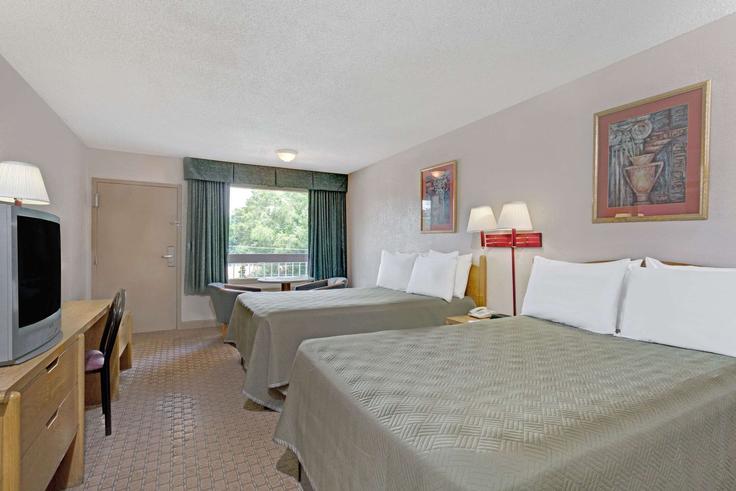 1 bedroom furnished apartment in Hangmans Lane 1651984P, Williamsburg, Williamsburg, photo 1