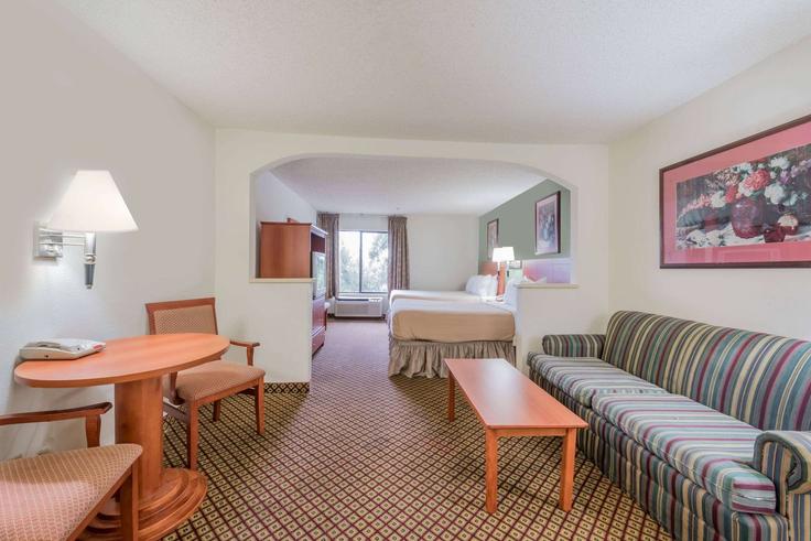 1 chambre appartement meublé à South Freeway 1679076P , Fort Worth, Fort Worth, photo 1 1 chambre appartement meublé à South Freeway 1679076P , Fort Worth, Fort Worth, photo 1