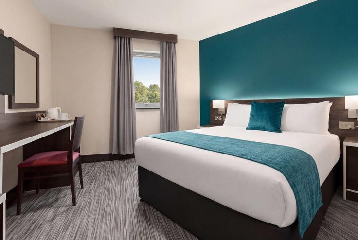 1 apartamento de un dormitorio amueblado en M25 1668738P , Elmbridge, Cobham, foto 1