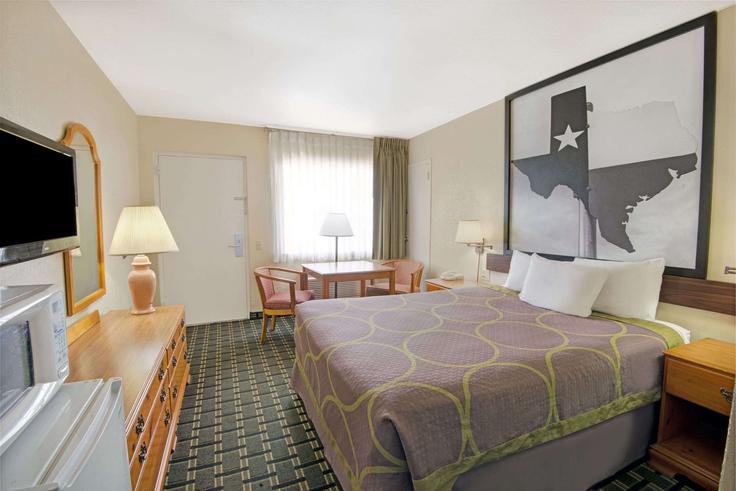 1 möblierte Einzimmerwohnung in Gateway Boulevard East 1667897P , El Paso, El Paso, Foto 1 1 möblierte Einzimmerwohnung in Gateway Boulevard East 1667897P , El Paso, El Paso, Foto 1