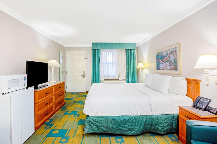 1 möblierte Einzimmerwohnung in Gateway Boulevard West 1690300P , El Paso, El Paso, Foto 1 1 möblierte Einzimmerwohnung in Gateway Boulevard West 1690300P , El Paso, El Paso, Foto 1