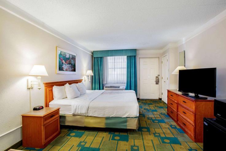 1 apartamento de un dormitorio amueblado en West Lake Road 1691819P , Abilene, Abilene, foto 1