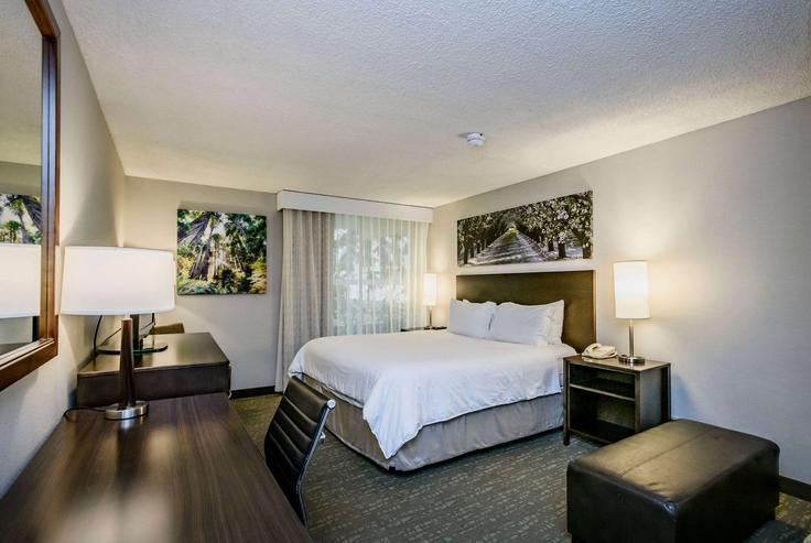 East Clinton Wayにある1件の寝室・家具付きアパート(1651680P、Fresno、Fresno)写真 1枚 East Clinton Wayにある1件の寝室・家具付きアパート(1651680P、Fresno、Fresno)写真 1枚